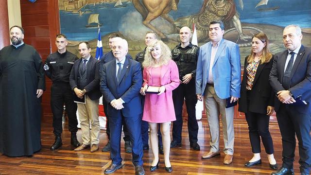 Επαθλα αρετής Κλειώ Μισιρλόγλου από τον Ελληνικό Ερυθρό Σταυρό