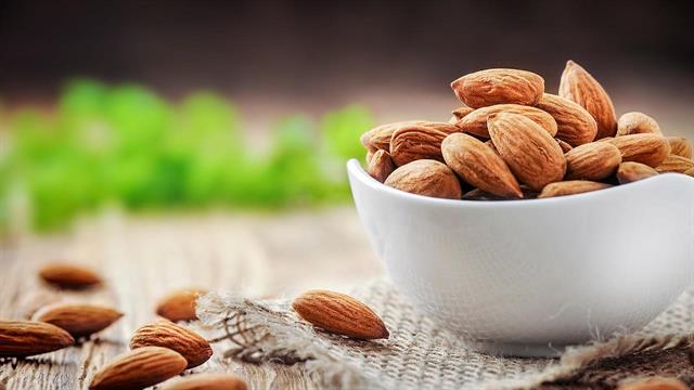 Πώς μας ωφελούν τα αμύγδαλα