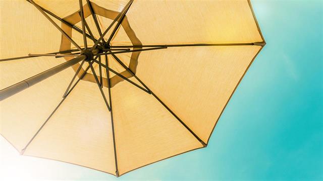 Ολλανδία: Η κυβέρνηση προσφέρει δωρεάν αντιηλιακά