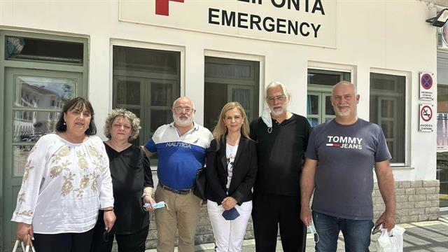 Επίσκεψη κλιμακίου του ΣΥΡΙΖΑ στο νοσοκομείο “Γ. Χατζηκώστα