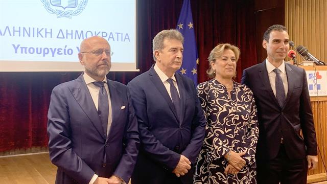 Χρυσοχοΐδης: Αναβάθμιση 80 νοσοκομείων και 156 Κέντρων Υγείας