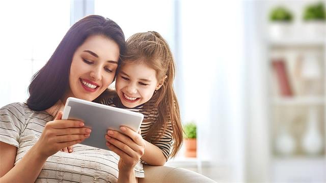 Γαλλία: Τέλος τα κοινωνικά δίκτυα για ανήλικους κάτω των 15 χωρίς γονική συναίνεση