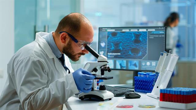 EMA: Κίνδυνοι από τεχνητή νοημοσύνη και μηχανική μάθηση στην έρευνα για τα φάρμακα