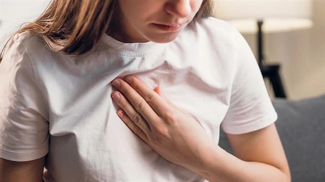 Τι κάνει όποιος εμφανίσει αναπνευστικά προβλήματα και δυσφορία λόγω ζέστης και καπνού