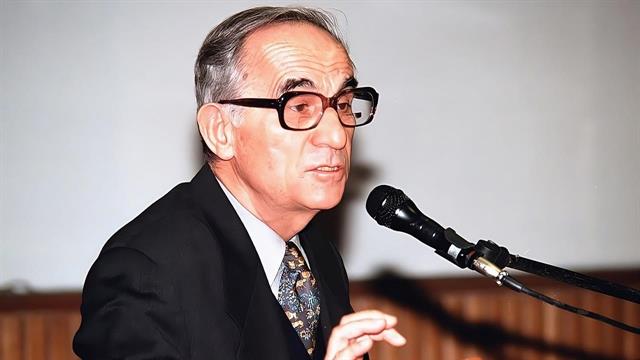 Πέθανε ο κορυφαίος καθηγητής Χειρουργικής Βασίλης Γολεμάτης