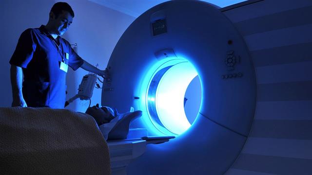 Καταγγελία: Ραντεβού δύο ταχυτήτων από ιδιωτικά διαγνωστικά κέντρα