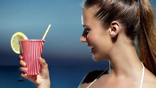 Σακχαρούχα ποτά συνδέονται με αυξημένο κίνδυνο καρκίνου στο ήπαρ και θανάτου από χρόνια ηπατική νόσο [μελέτη]