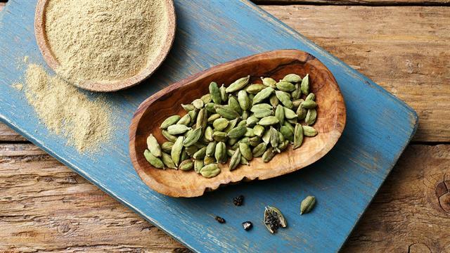 Κάρδαμο: Καίει λίπος και φροντίζει τη σιλουέτα [μελέτη]