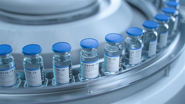 Αρχές Οκτωβρίου το νέο επικαιροποιημένο εμβόλιο κατά της Covid