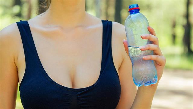 Το μεγάλο στήθος συμβάλλει στην απροθυμία γυναικών να ασκηθούν