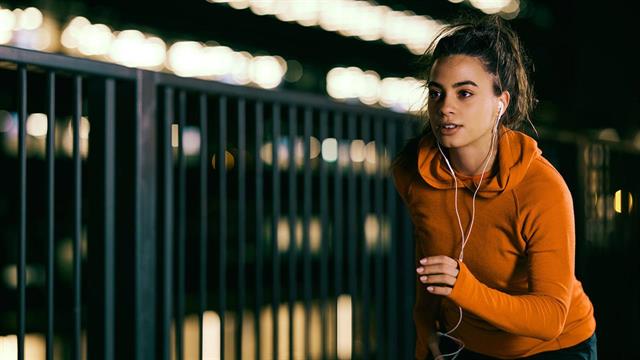 Ποια είναι τα οφέλη της νυχτερινής γυμναστικής