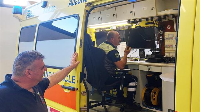 Στο στρατηγείο του Ειδικού Τμήματος Ιατρικής Καταστροφών του ΕΚΑΒ [εικόνες]