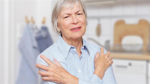 Τα φάρμακα για τις ρευματικές παθήσεις λειτουργούν χειρότερα στις γυναίκες