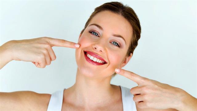 Χαμόγελο: Πώς επηρεάζει τις κοινωνικές μας σχέσεις