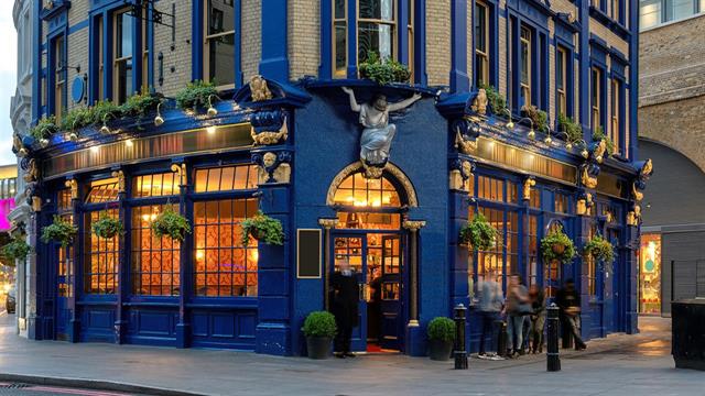 Μεγάλη Βρετανία: προς οριστική διακοπή του καπνίσματος μέχρι το 2030