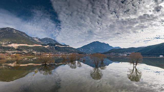 Πλημμύρες: Λοιμώξεις που μεταδίδονται με μολυσμένα νερά
