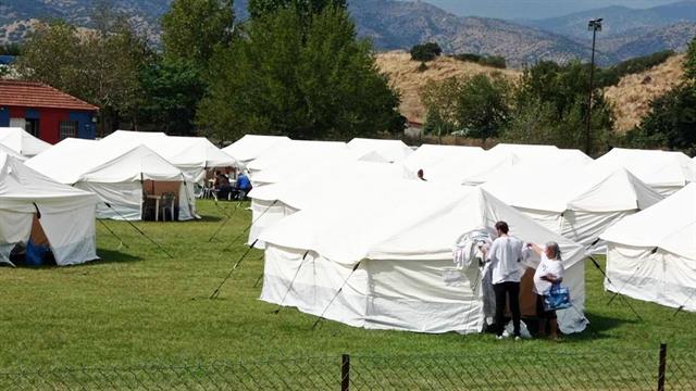 Θεσσαλία: Πρόσφυγες στον τόπο τους οι πλημμυροπαθείς - Έξωση στους Σύρους