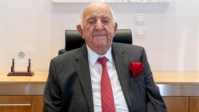 Διάκριση του Σταύρου Δέμου ως Πρωτεργάτη της ελληνικής φαρμακοβιομηχανίας