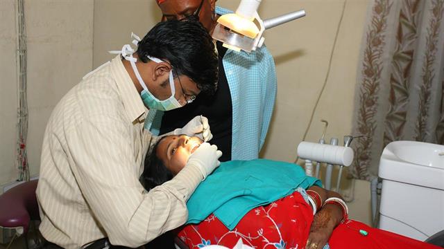 Χιλιάδες σχολεία έκλεισαν στο Πακιστάν λόγω  μυστηριώδους μόλυνσης στα μάτια