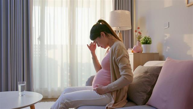 Έρευνα συνδέει την απώλεια εργασίας με αποβολή και θνησιγένεια