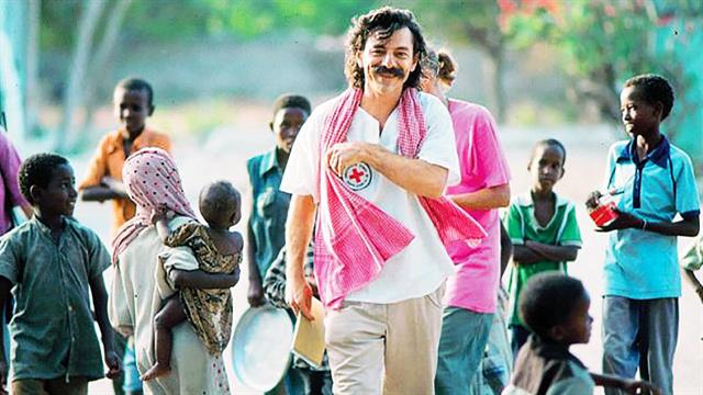 Χρήστος Γιάννου: Ο Έλληνας χειρουργός του πολέμου μιλάει στο Iatronet.gr