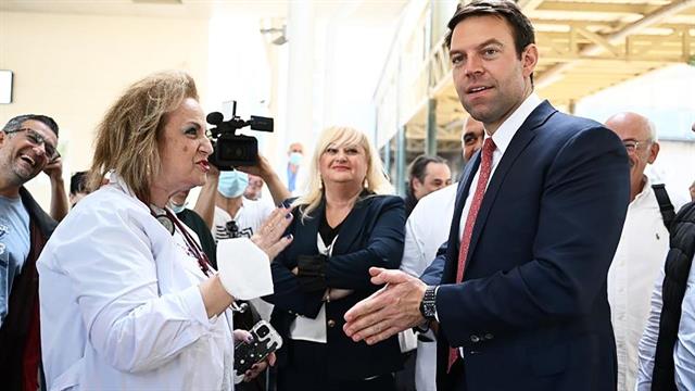 Επίσκεψη Κασσελάκη στο Γ. Γεννηματάς της Αθήνας