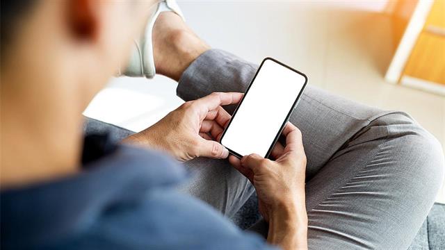 Το κινητό τηλέφωνο αδυνατίζει το σπέρμα - Τι να αποφεύγετε [μελέτη]