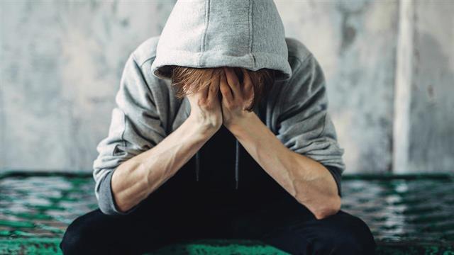 Ποια είναι η σχέση τραύματος και εξάρτησης από ουσίες