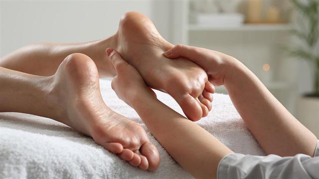 Ρεφλεξολογία: Τα οφέλη που μπορεί να έχει
