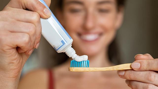 Οδοντόκρεμα θα απαλλάσσει από την αλλεργία στα φυστίκια