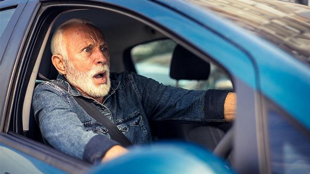 Η απώλεια της περιφερειακής όρασης αυξάνει σημαντικά τον κίνδυνο αυτοκινητιστικού δυστυχήματος