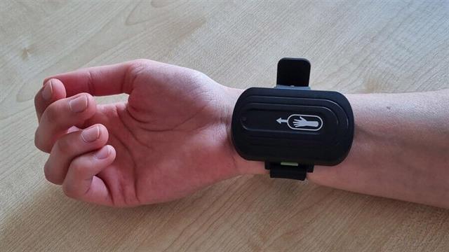 Υποσχόμενη φορετή συσκευή θα βοηθά στον έλεγχο του συνδρόμου Tourette