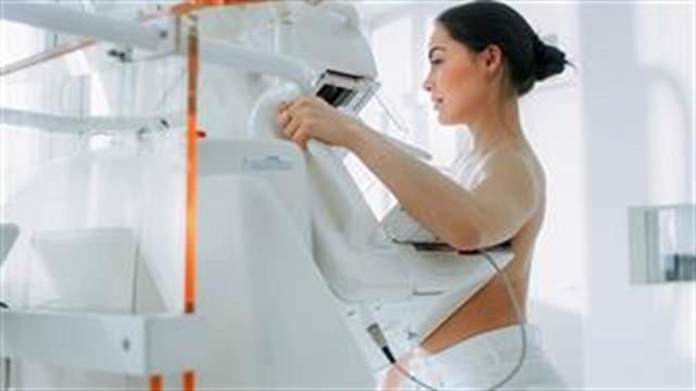 Εργαλείο τεχνητής νοημοσύνης εντοπίζει έως 13% περισσότερους καρκίνους στο μαστό έναντι των γιατρών