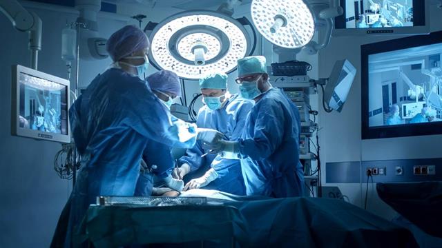 Eπικίνδυνες oι επεμβάσεις  έναν χρόνο  μετά από καρδιακή προσβολή ή εγκεφαλικό