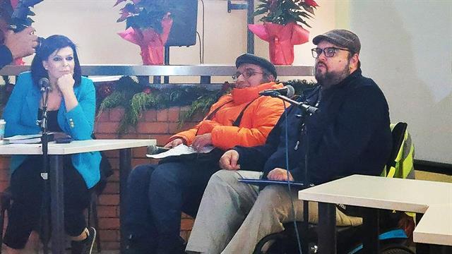 Πώς προσεγγίζουμε ένα άτομο με αναπηρία