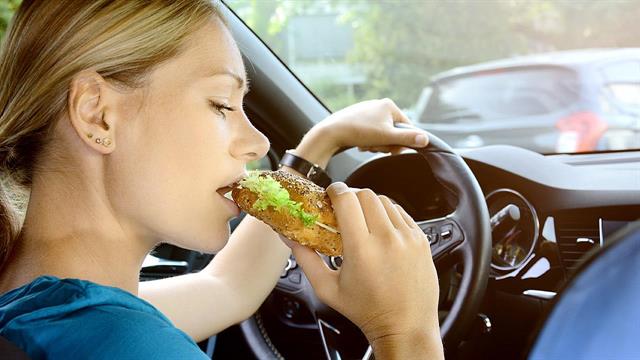 Πώς θα τρεφόμαστε υγιεινά όταν δεν έχουμε χρόνο να μαγειρέψουμε