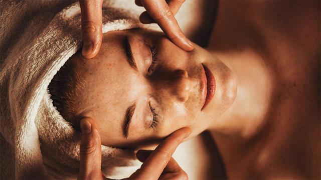 ΕΟΦ: Τι πρέπει να προσέχετε με τα σκευάσματα υαλουρονικού για αισθητικούς σκοπούς