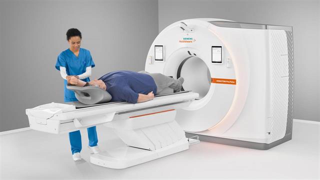Η Siemens Healthineers επεκτείνει την πρόσβαση σε υψηλή τεχνολογία διπλής λυχνίας στην Αξονική Τομογραφία