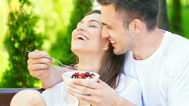 Ενισχύστε απλά τη γονιμότητά σας, συμβάλλετε στην επιτυχία της εξωσωματικής γονιμοποίησης!