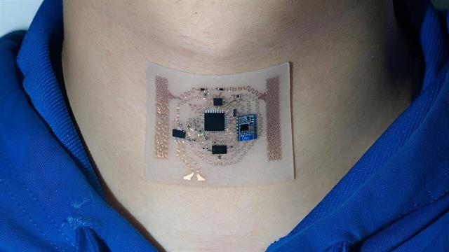 Φορετός αισθητήρας στον λαιμό προβλέπει δεδομένα υγείας