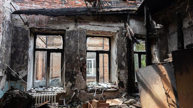 Εγκυοι και νεογνά του πολέμου στην Ουκρανία - Η τιμή σε Έλληνα καθηγητή