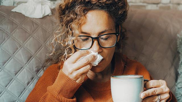 Νοσείς με Covid; Μάθε εδώ 5 tips για ισχυρό ανοσοποιητικό και αυτοφροντίδα!