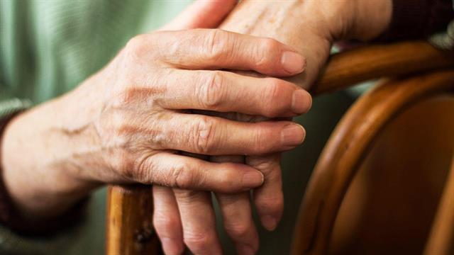 CoViD, βιταμίνη D, συνήθειες ζωής - Η σχέση τους με τη ρευματοειδή αρθρίτιδα [μελέτη]