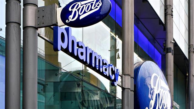 Μ. Βρετανία: ολοένα και περισσότερα φάρμακα χωρίς ιατρική συνταγή απευθείας από τα φαρμακεία