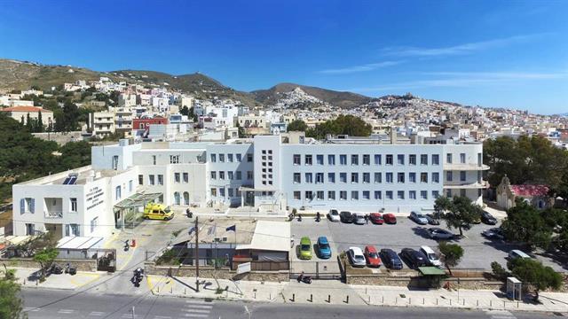 Νοσοκομείο Σύρου: Νοσηλευτές εκτελούν ιατρικές πράξεις λόγω έλλειψης χειρουργών!