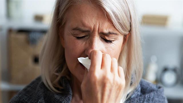 ECDC: Θετικό στη γρίπη 1 στα 3 τεστ στην Ελλάδα - Τι γίνεται με κορωνοϊό και RSV