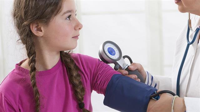 Γενετικές ποικιλομορφίες επηρεάζουν από μικρή ηλικία την αρτηριακή πίεση [μελέτη]