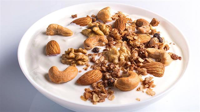 Εύκολες, γρήγορες και υγιεινές ιδέες για σνακ