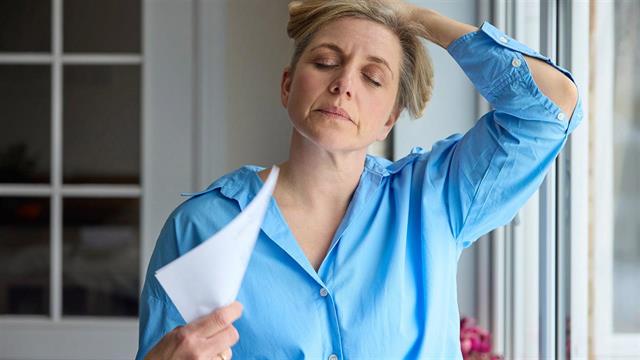 Lancet: προειδοποίηση για υπερβολική ιατρική προσέγγιση της εμμηνόπαυσης