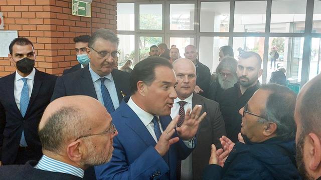 Ο Άδωνις, ο συνταξιούχος και ο...Τόμσεν